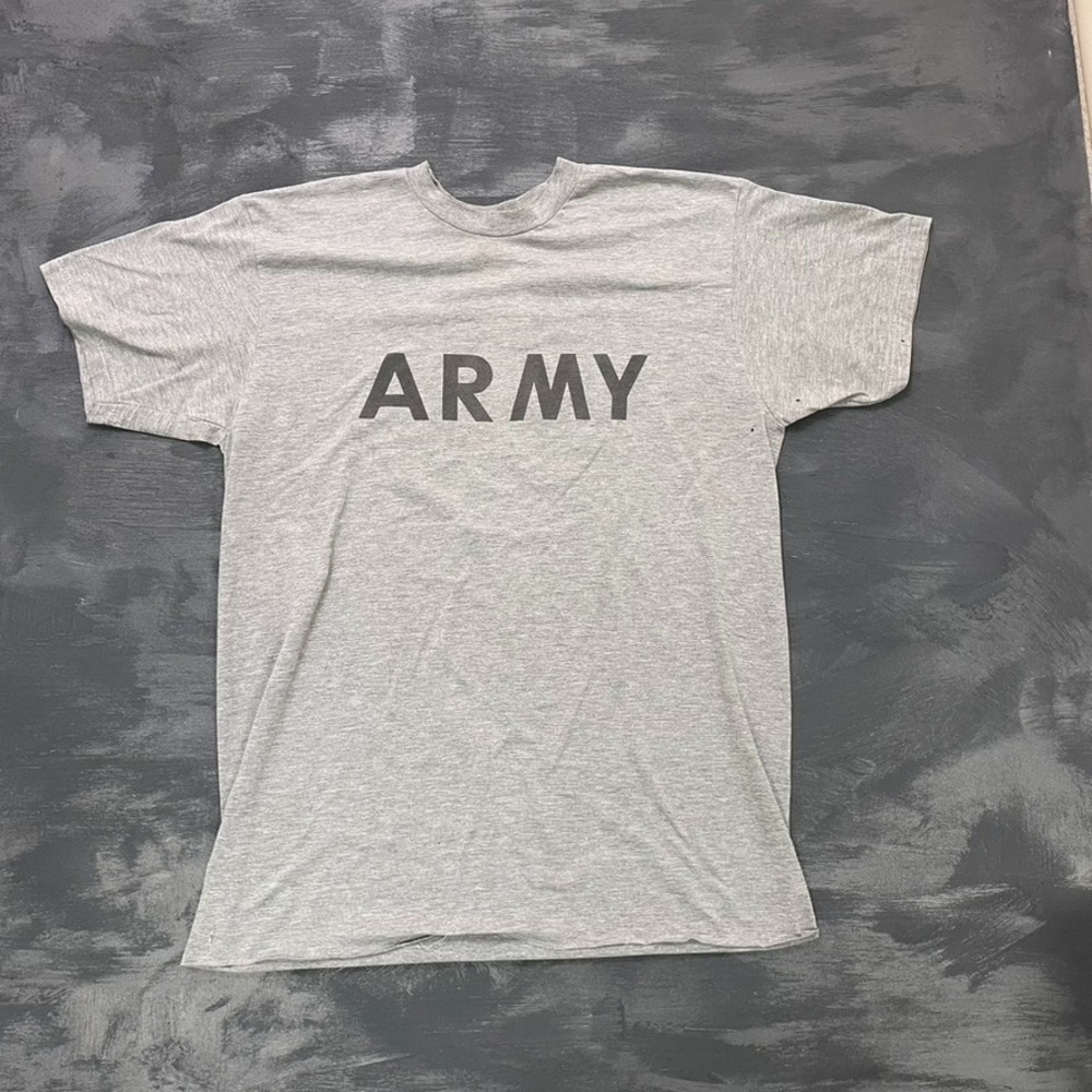 Vintage Military IPFU T-Shirt Men Large Grey 1980s US Army